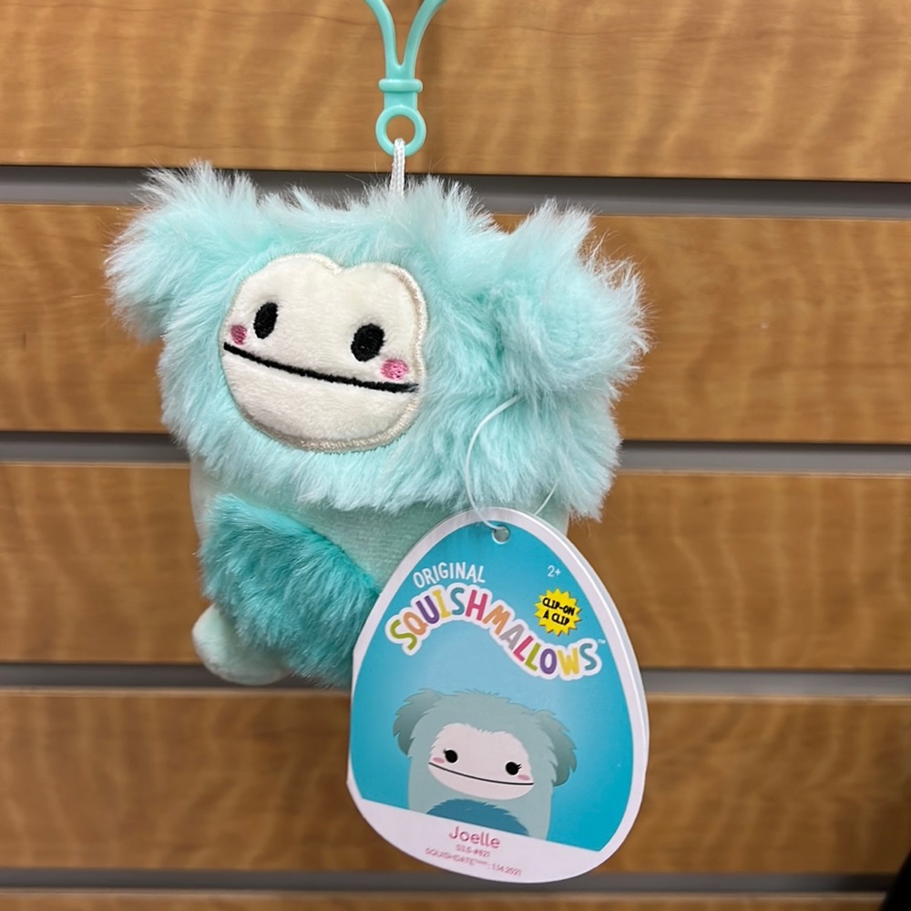 Joelle Clip On Squishmallow